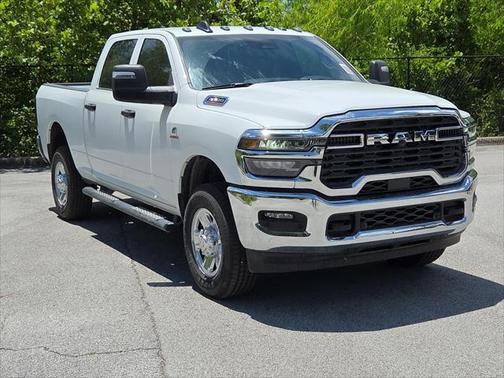 2025 RAM 2500 Tradesman Crew Cab 4x4 6'4' Box
