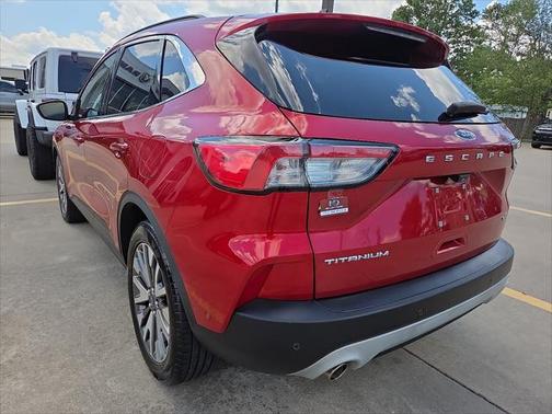 2020 Ford Escape Titanium