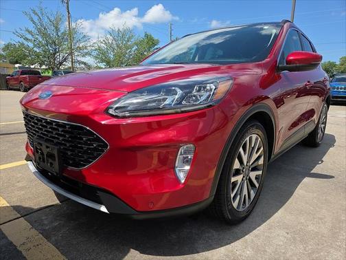 2020 Ford Escape Titanium