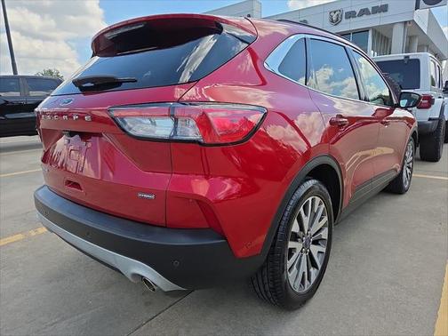 2020 Ford Escape Titanium
