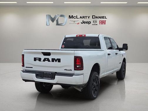 2025 RAM 2500 Big Horn Crew Cab 4x4 6'4' Box