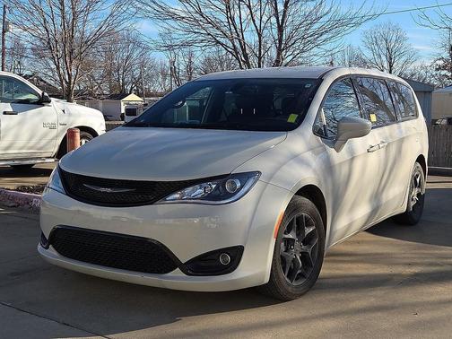2019 Chrysler Pacifica Touring Plus