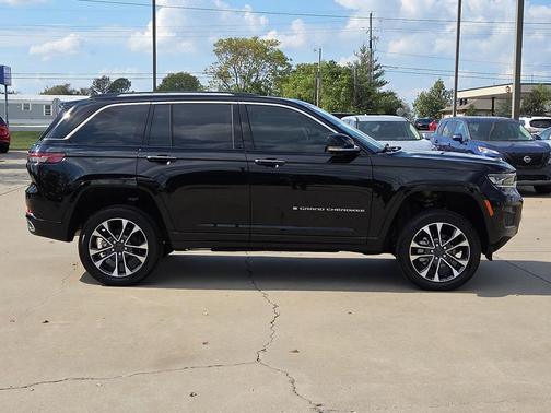 2023 Jeep Grand Cherokee Overland