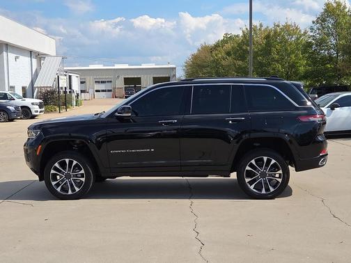 2023 Jeep Grand Cherokee Overland