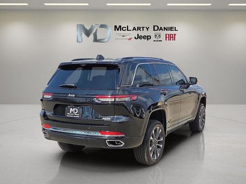 2023 Jeep Grand Cherokee Overland