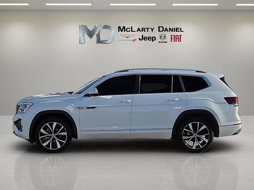 2025 Volkswagen Atlas 2.0T SEL Premium R-Line 4MOTION