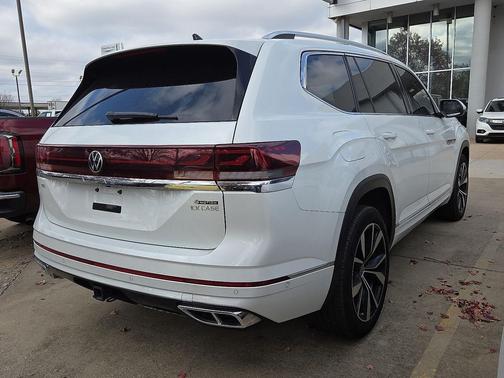 2025 Volkswagen Atlas 2.0T SEL Premium R-Line 4MOTION