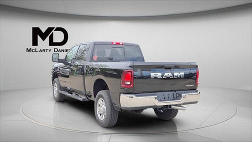 2025 RAM 2500 Tradesman Crew Cab 4x4 6'4' Box