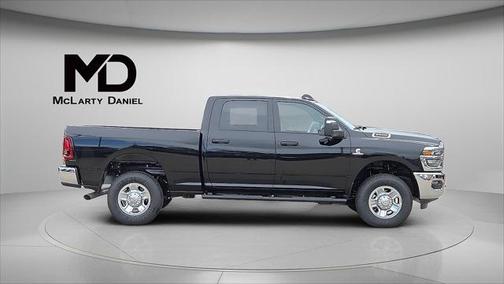 2025 RAM 2500 Tradesman Crew Cab 4x4 6'4' Box