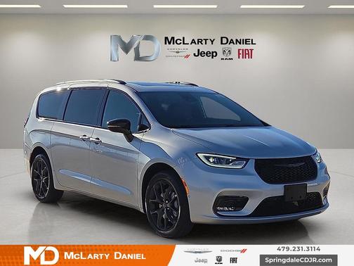 2026 Chrysler Pacifica L