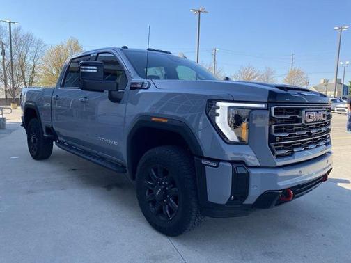 2025 GMC Sierra 2500 AT4