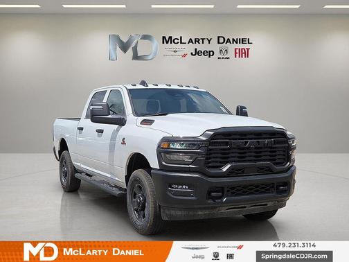 2025 RAM 3500 Tradesman Crew Cab 4x4 6'4' Box