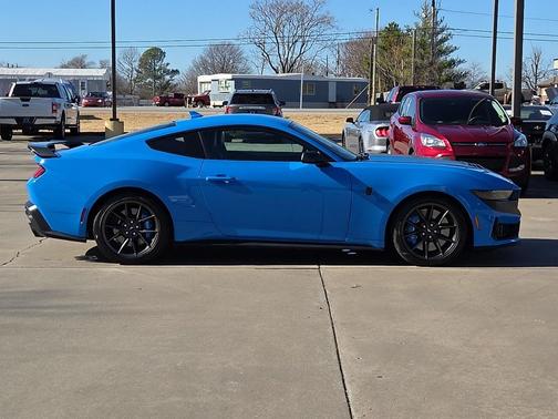2024 Ford Mustang Dark Horse Fastback