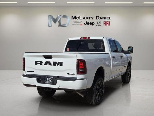 2026 RAM 2500 Big Horn Crew Cab 4x4 6'4' Box