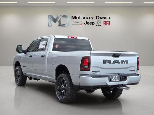 2026 RAM 2500 Big Horn Crew Cab 4x4 6'4' Box
