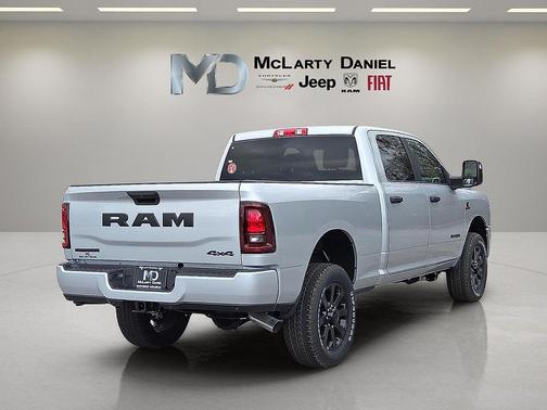 2026 RAM 2500 Big Horn Crew Cab 4x4 6'4' Box