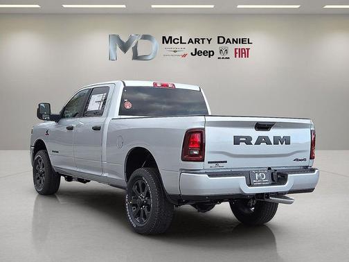 2026 RAM 2500 Big Horn Crew Cab 4x4 6'4' Box