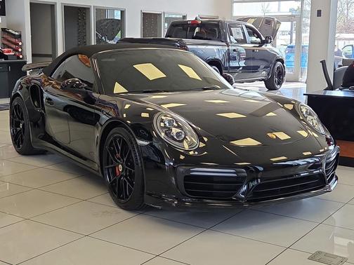 2018 Porsche 911 Turbo