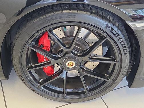 2018 Porsche 911 Turbo