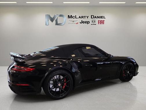 2018 Porsche 911 Turbo