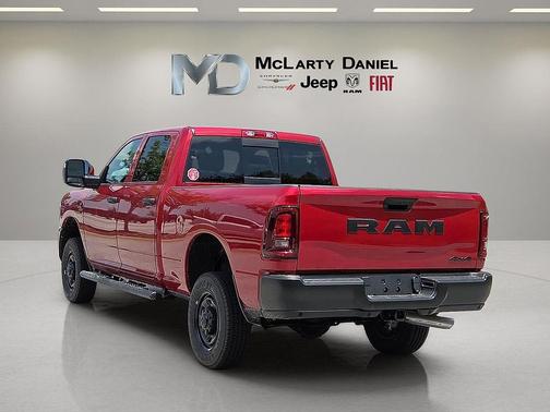 2025 RAM 2500 Tradesman Crew Cab 4x4 6'4' Box