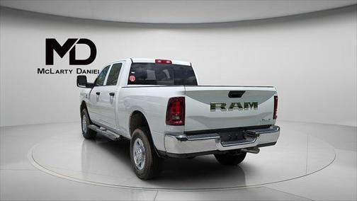 2025 RAM 2500 Tradesman Crew Cab 4x4 6'4' Box