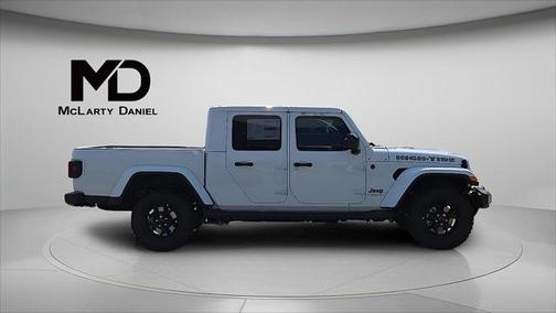 2025 Jeep Gladiator High Tide