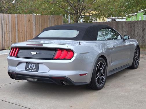 2023 Ford Mustang EcoBoost Premium