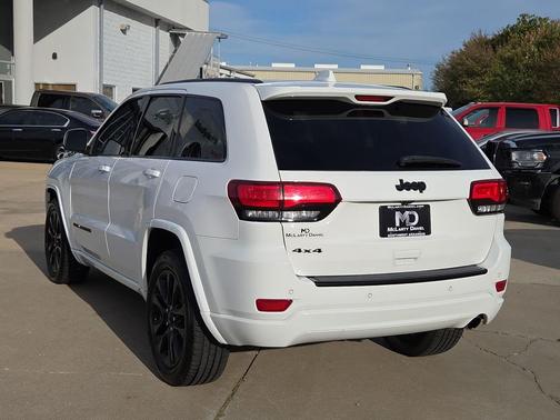 2018 Jeep Grand Cherokee Altitude
