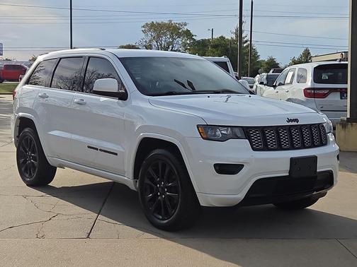 2018 Jeep Grand Cherokee Altitude