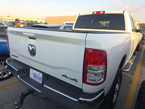 2022 RAM 2500 Big Horn Crew Cab 4x4 6'4' Box