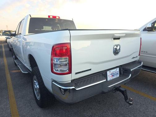 2022 RAM 2500 Big Horn Crew Cab 4x4 6'4' Box