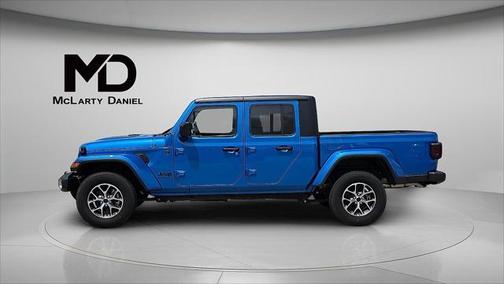 2024 Jeep Gladiator Sport S