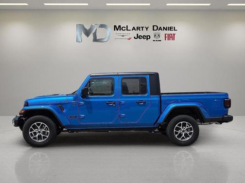 2024 Jeep Gladiator Sport S