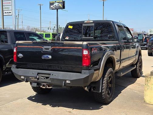 TUXEDO BLACK METALLIC 2014 Ford F-250 Lariat