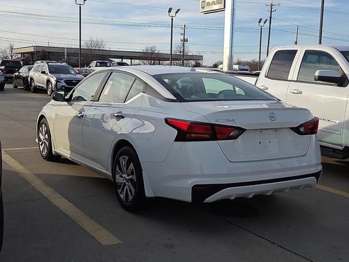 2020 Nissan Altima S FWD