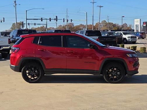2025 Jeep Compass Latitude