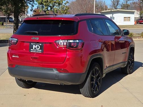 2025 Jeep Compass Latitude