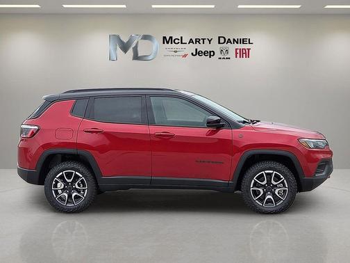 Red Hot Pearlcoat 2026 Jeep Compass Trailhawk