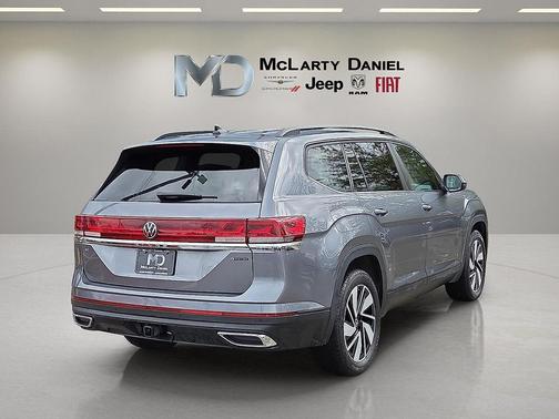 2024 Volkswagen Atlas 2.0T SE w/Technology 4MOTION