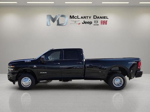 2026 RAM 3500 Big Horn Crew Cab 4x4 8' Box