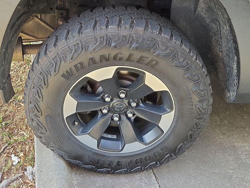 Granite Crystal Metallic Clearcoat 2019 RAM 1500 Rebel