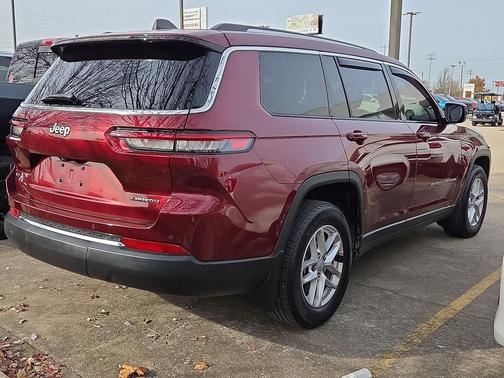 2022 Jeep Grand Cherokee L Laredo