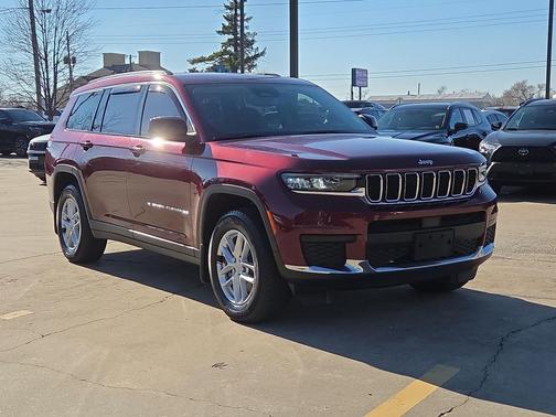 2022 Jeep Grand Cherokee L Laredo