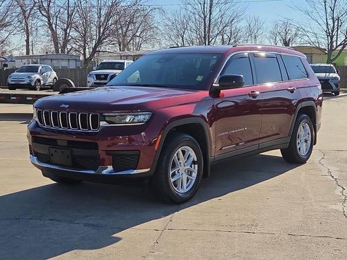 2022 Jeep Grand Cherokee L Laredo