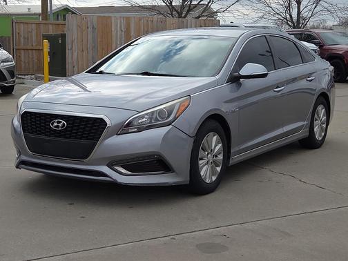 2016 Hyundai SONATA Hybrid SE