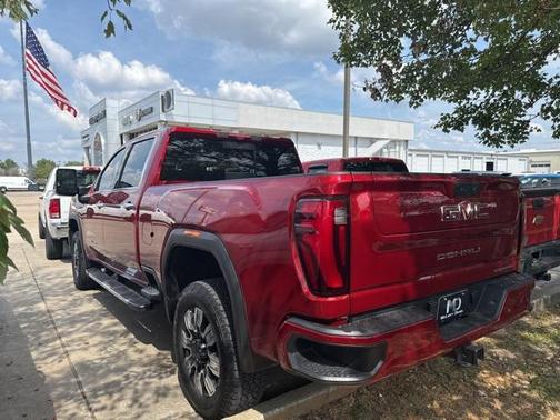 2024 GMC Sierra 2500 Denali