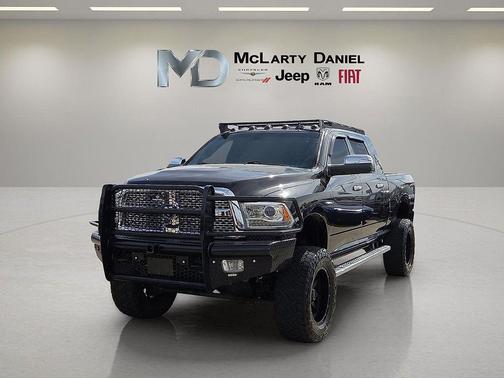 Brilliant Black Crystal Pearlcoat 2018 RAM 2500 Laramie Mega Cab 4x4 6'4' Box
