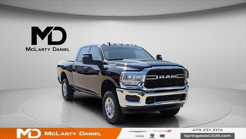 2024 RAM 2500 Tradesman Crew Cab 4x4 6'4' Box