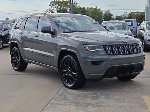 2020 Jeep Grand Cherokee Altitude